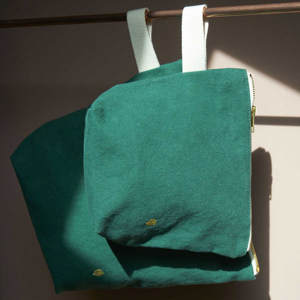 kleine Kulturtasche "Iona", grün